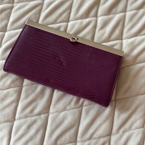Elegant Burgundy Clutch Wallet